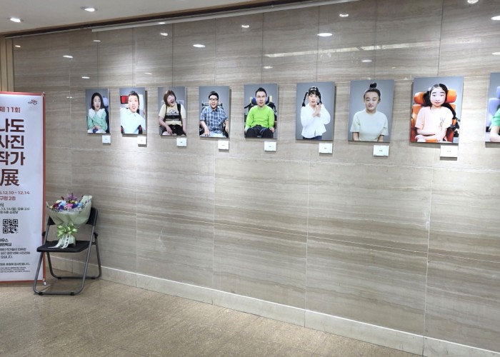 전시장 풍경 스케치